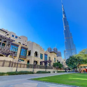 Durrani Homes - Unique Garden At Souk Al Bahar Besides Mall & Burjkhalifa With Private Jaccuzi شقة دبي